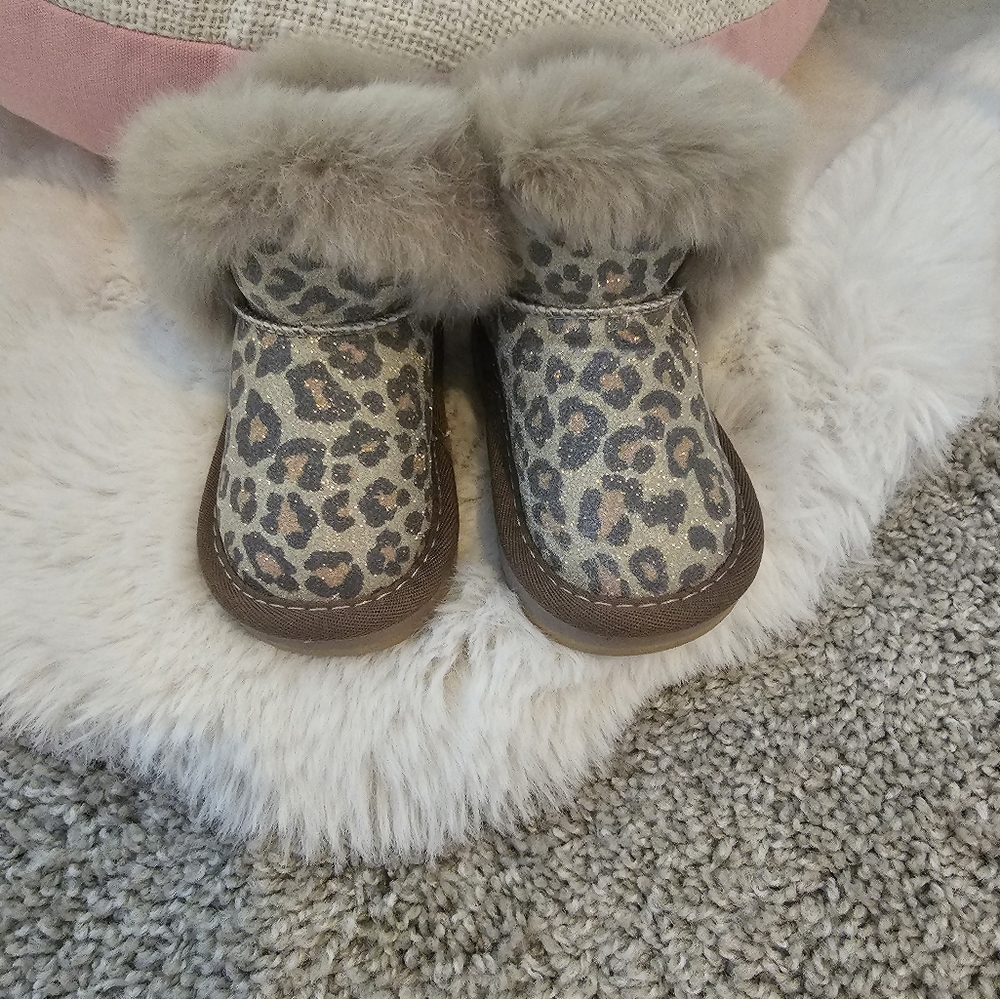Leopard fur boots, like new